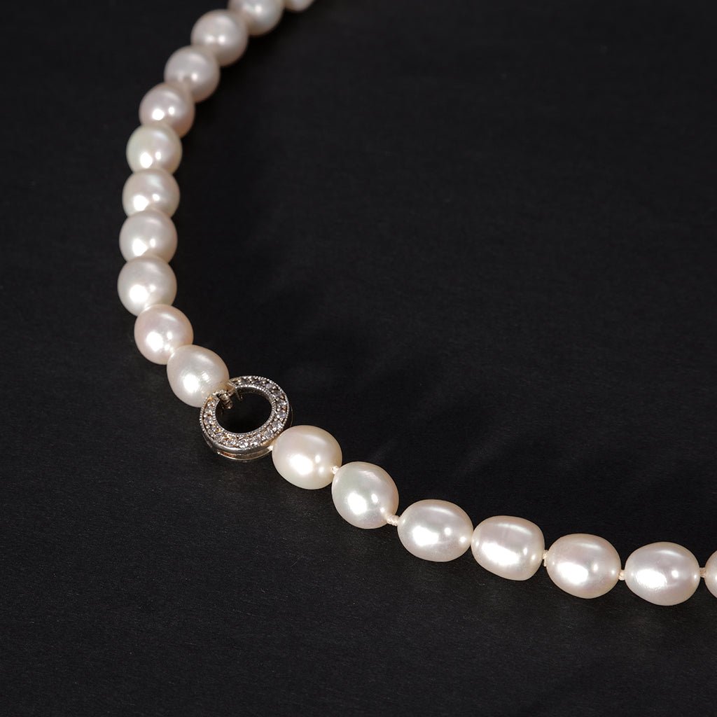 Parure di Perle Classica e Elegante